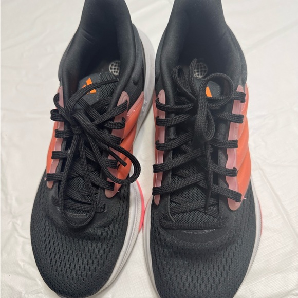 adidas Shoes - NWOT Black Pink Orange Adidas Bounce Athletic Sneakers tried in house only once.